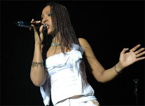 VIVIANE NDOUR I LOVE YOU 